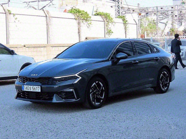 Kia K5 2.0 Prestige * НАЙ-ДОБРА ЦЕНА В БЪЛГАРИЯ* - автомобили, коли, обяви за нови и употребявани 1