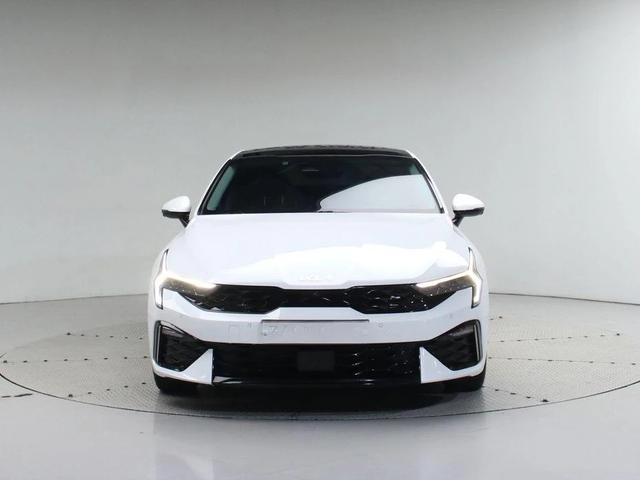Kia K5 2.0 Noblesse * НАЙ-ДОБРА ЦЕНА В БЪЛГАРИЯ* - автомобили, коли, обяви за нови и употребявани 2