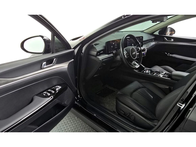 Kia K5 2.0 Noblesse * НАЙ-ДОБРА ЦЕНА В БЪЛГАРИЯ* - автомобили, коли, обяви за нови и употребявани 9
