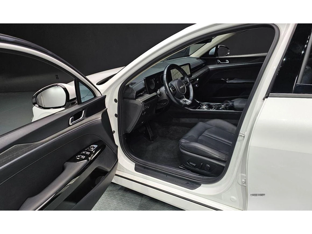 Kia K5 2.0 Noblesse * НАЙ-ДОБРА ЦЕНА В БЪЛГАРИЯ* - автомобили, коли, обяви за нови и употребявани 10