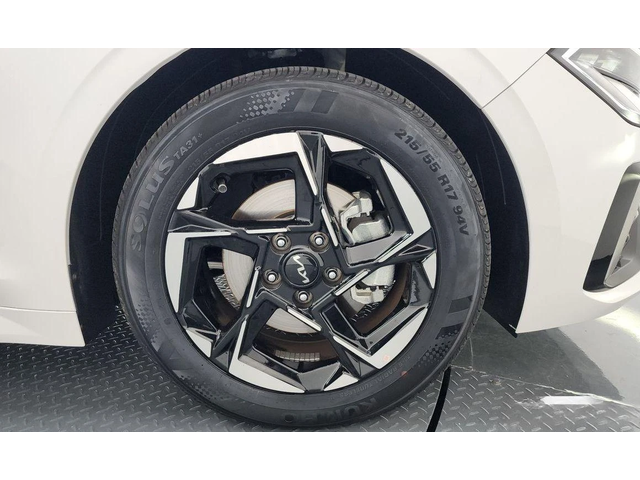 Kia K5 2.0 LPi Prestige * НАЙ-ДОБРА ЦЕНА В БЪЛГАРИЯ* - автомобили, коли, обяви за нови и употребявани 4