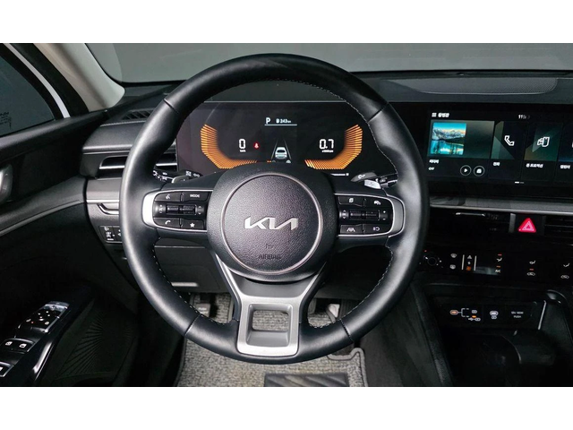 Kia K5 2.0 Smart Selection * НАЙ-ДОБРА ЦЕНА В БЪЛГАРИЯ* - автомобили, коли, обяви за нови и употребявани 13