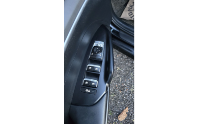 Kia K5 LPG * ДЖОЙСТИК * ТРЕНДИ* НАЛИЧНА - автомобили, коли, обяви за нови и употребявани 13