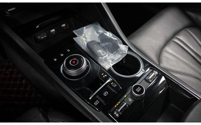 Kia K5 2.0 LPI Signature * koreiskikoli.bg * - автомобили, коли, обяви за нови и употребявани 8
