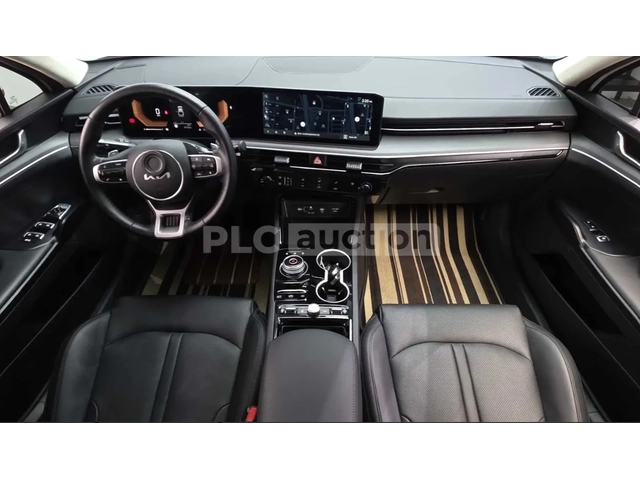 Kia K5 - автомобили, коли, обяви за нови и употребявани 9