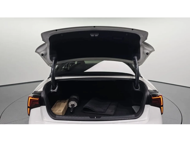 Kia K5 2.0 LPG ТЕЧНА ФАЗА ! - автомобили, коли, обяви за нови и употребявани 16