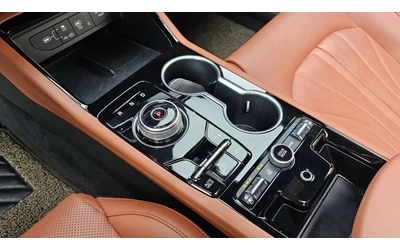 Kia K5 2.0 HYBRID / SIGNATURE / KRELL МУЗИКА / ПАНОРАМА - автомобили, коли, обяви за нови и употребявани 7