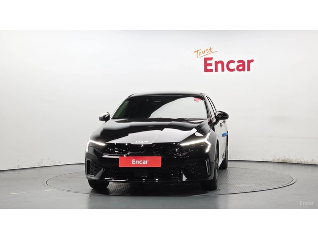 Kia K5 2.0 Signature* КОЖА* НАВИ* ОБДУХВ* 360 - автомобили, коли, обяви за нови и употребявани 2