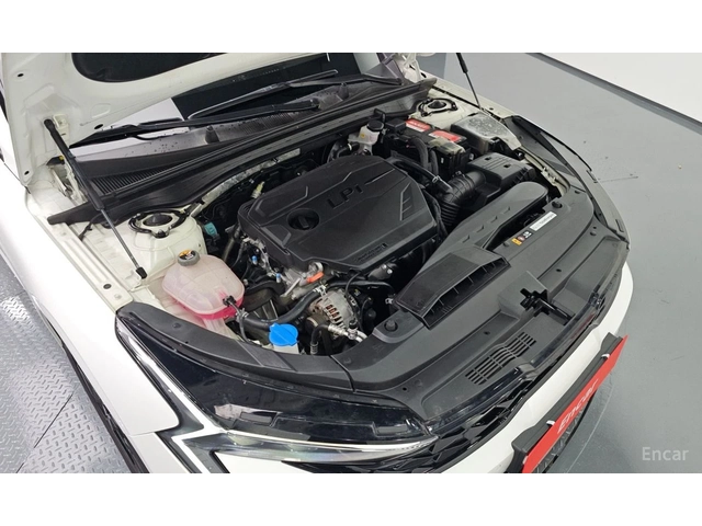 Kia K5 2.0* LPI* PRESTIGE* ПОДГРЕВ* КАМЕРА* LANE* ASSIST* - автомобили, коли, обяви за нови и употребявани 16