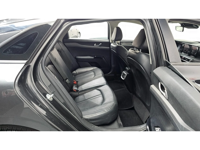 Kia K5 - автомобили, коли, обяви за нови и употребявани 10