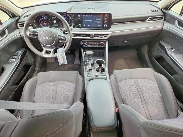 Kia K5 - автомобили, коли, обяви за нови и употребявани 7
