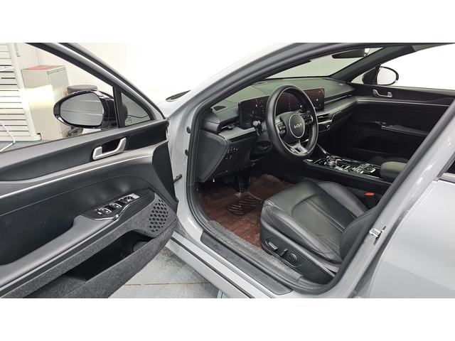 Kia K5 Prestige | Drive Wise | 12.3" Digital Cluster - автомобили, коли, обяви за нови и употребявани 9