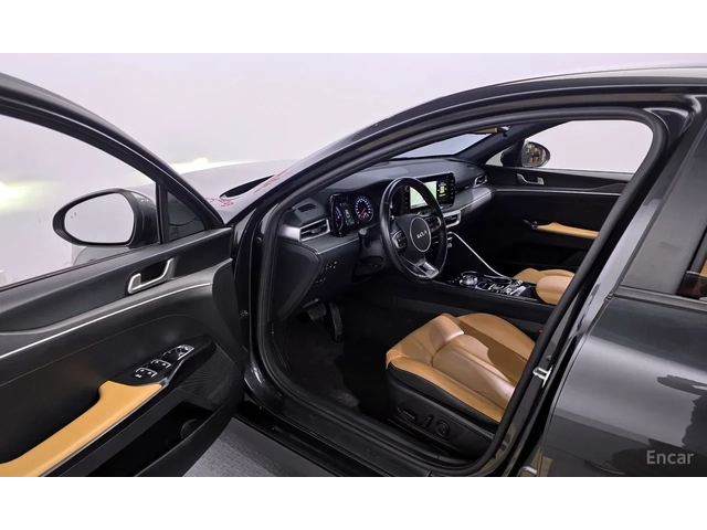 Kia K5 Hybrid 3rd Generation (Facelift) - автомобили, коли, обяви за нови и употребявани 8