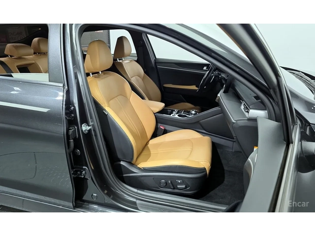 Kia K5 Hybrid 3rd Generation (Facelift) - автомобили, коли, обяви за нови и употребявани 9