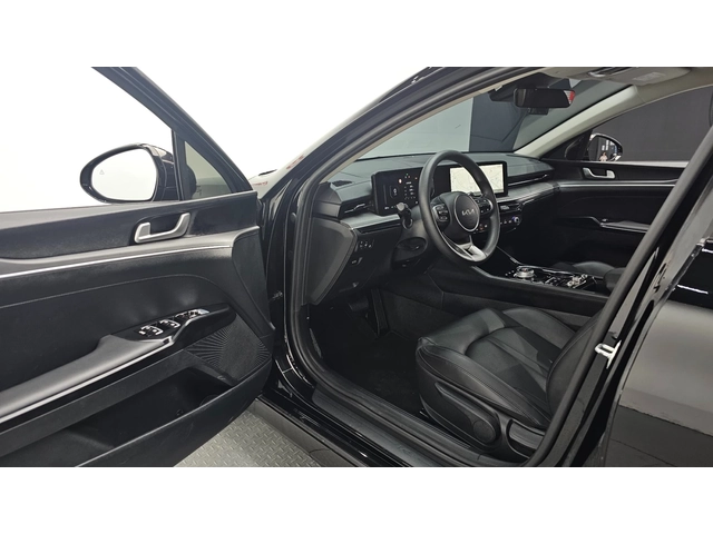Kia K5 Prestige - автомобили, коли, обяви за нови и употребявани 8