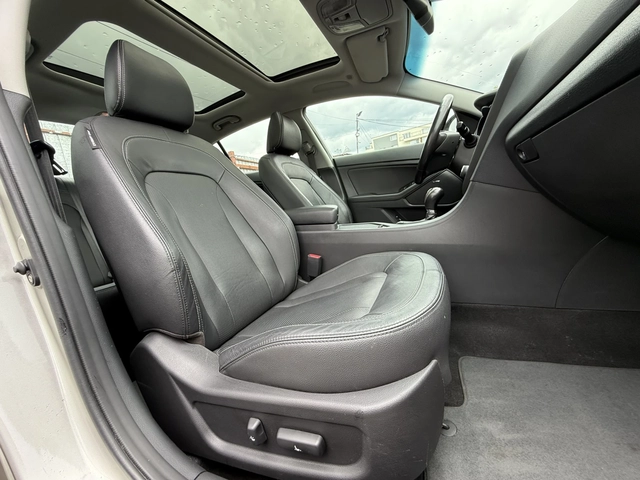 Kia K5 2.0-HYBRID-AVTOMAT-ШВЕЙЦАРИЯ - автомобили, коли, обяви за нови и употребявани 13