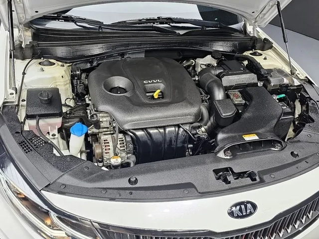 Kia K5 2.0 Luxury - САМО 30% АВАНС - автомобили, коли, обяви за нови и употребявани 10