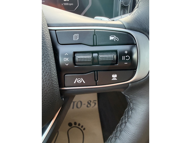 KIA K5 - автомобили, коли, обяви за нови и употребявани 21