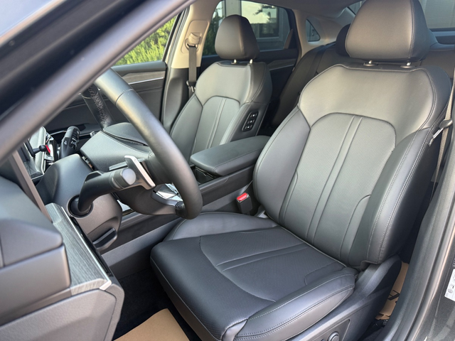 KIA K5 - автомобили, коли, обяви за нови и употребявани 9