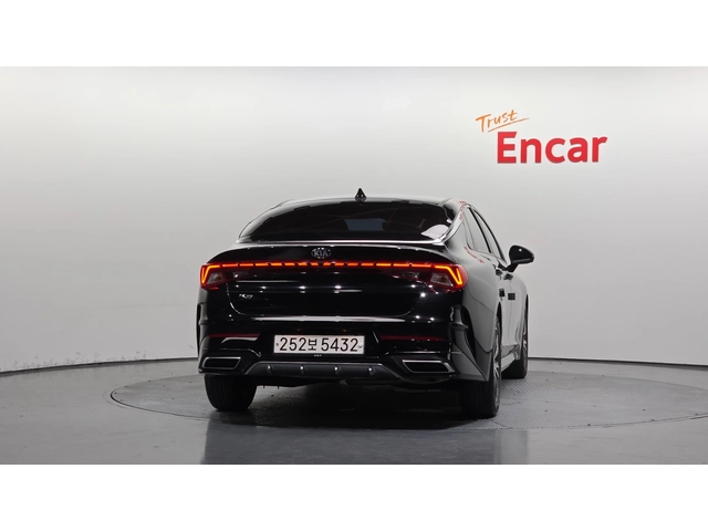 Kia K5 2.0 Noblesse | 360  камера| Адаптив. круиз| Обдухв - автомобили, коли, обяви за нови и употребявани 3