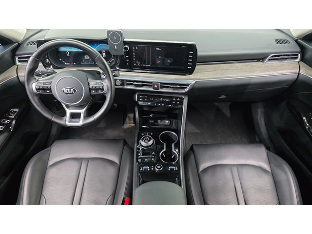 Kia K5 2.0 Noblesse | 360  камера| Адаптив. круиз| Обдухв - автомобили, коли, обяви за нови и употребявани 6