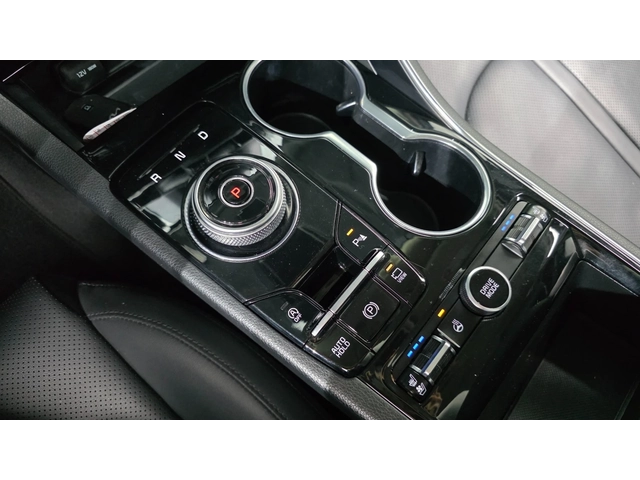 Kia K5 2.0 Noblesse | 360  камера| Адаптив. круиз| Обдухв - автомобили, коли, обяви за нови и употребявани 8