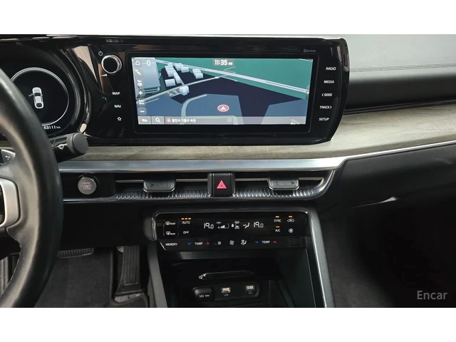 Kia K5 - автомобили, коли, обяви за нови и употребявани 10