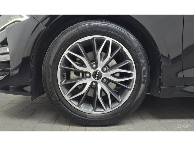 Kia K5 - автомобили, коли, обяви за нови и употребявани 12