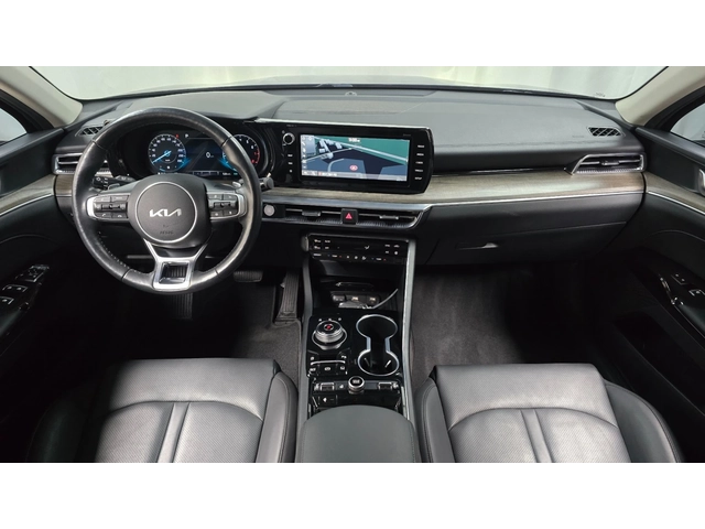 Kia K5 - автомобили, коли, обяви за нови и употребявани 3