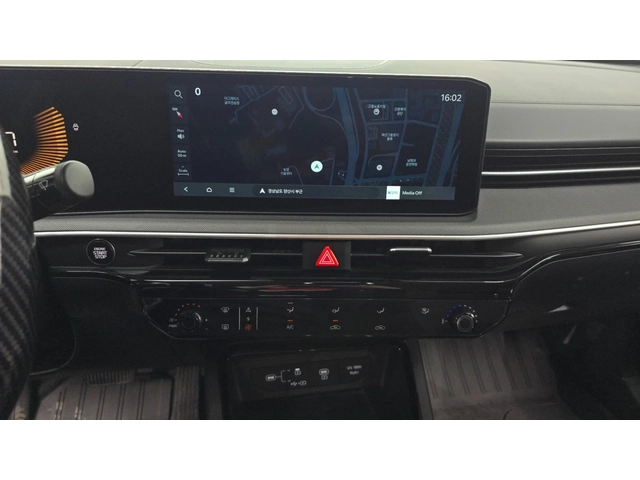 Kia K5 2.0 LPI Trendy | LED | Smart Key - автомобили, коли, обяви за нови и употребявани 8