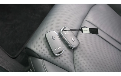 Kia K5 2.0 LPI Trendy | Adaptive Cruise | LED - автомобили, коли, обяви за нови и употребявани 16