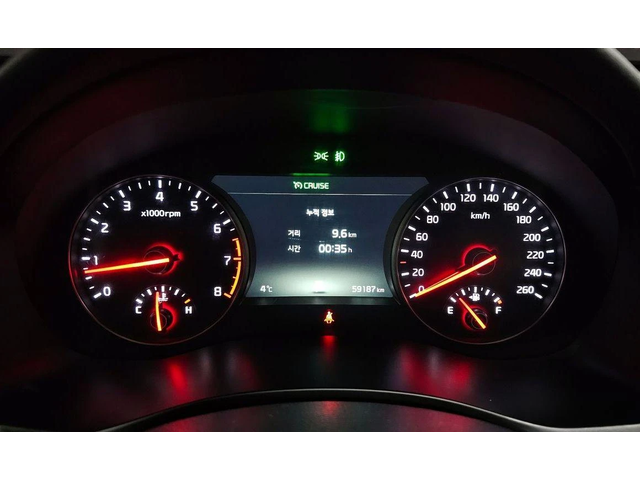 Kia K7 3.0 LPI Prestige - автомобили, коли, обяви за нови и употребявани 7