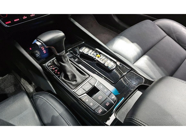 Kia K7 3.0 LPI Prestige - автомобили, коли, обяви за нови и употребявани 8
