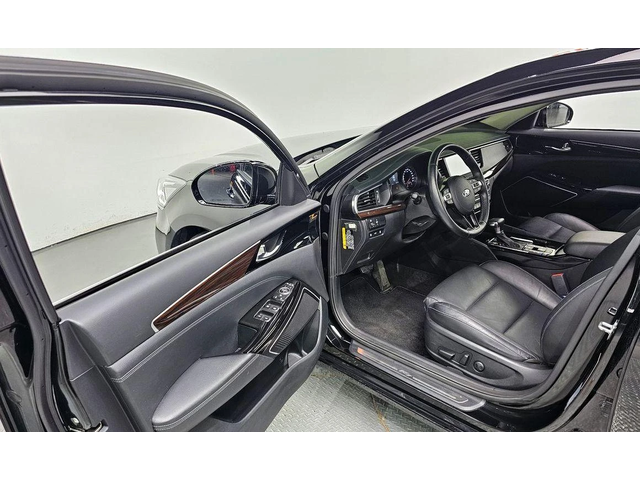 Kia K7 3.0 LPI Luxury - автомобили, коли, обяви за нови и употребявани 9