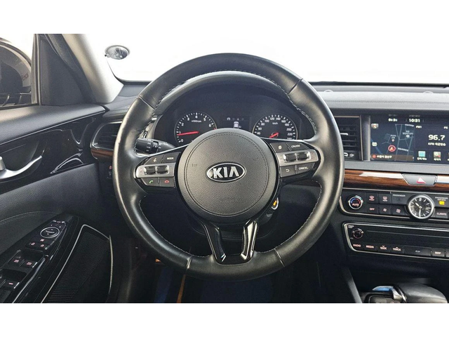 Kia K7 3.0 LPG Deluxe - автомобили, коли, обяви за нови и употребявани 12