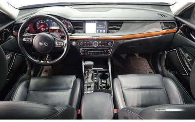 Kia K7 3.0 LPI Prestige - автомобили, коли, обяви за нови и употребявани 6