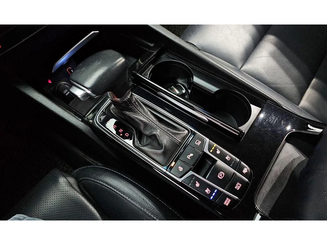 Kia K7 3.0 LPI Prestige - автомобили, коли, обяви за нови и употребявани 8