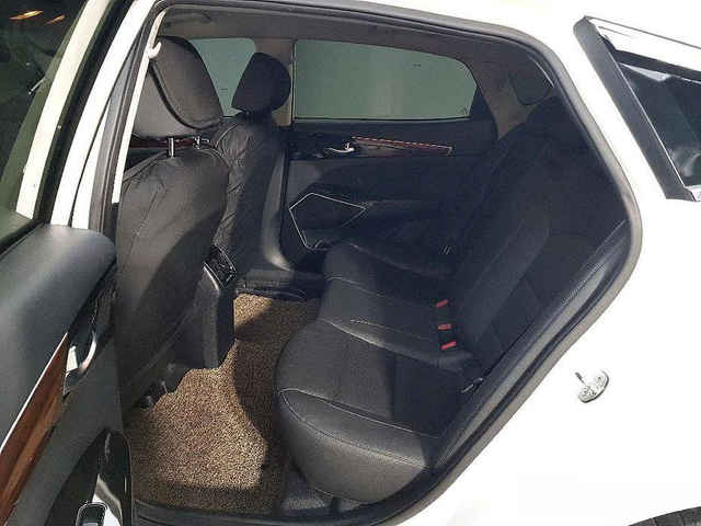 Kia K7 3.0 LPG Deluxe - автомобили, коли, обяви за нови и употребявани 8