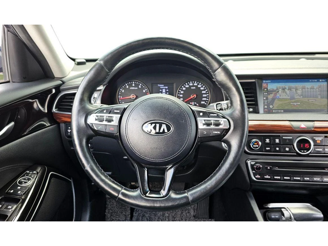 Kia K7 3.0 LPI Luxury - автомобили, коли, обяви за нови и употребявани 12