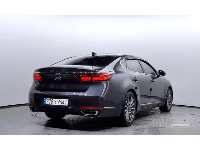 Kia K7 3.0 LPI Prestige - автомобили, коли, обяви за нови и употребявани 1