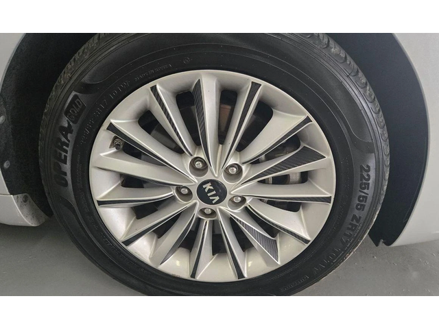 Kia K7 3.0 LPI Luxury - автомобили, коли, обяви за нови и употребявани 4