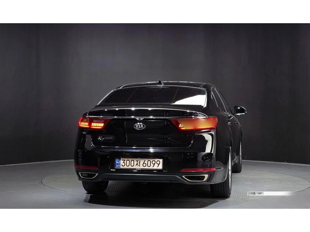 Kia K7 3.0 LPI Luxury - автомобили, коли, обяви за нови и употребявани 3