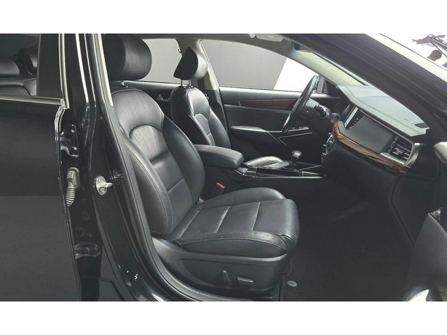 Kia K7 3.0 LPI Luxury - автомобили, коли, обяви за нови и употребявани 9