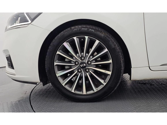 Kia K7 3.0 LPG Deluxe - автомобили, коли, обяви за нови и употребявани 4