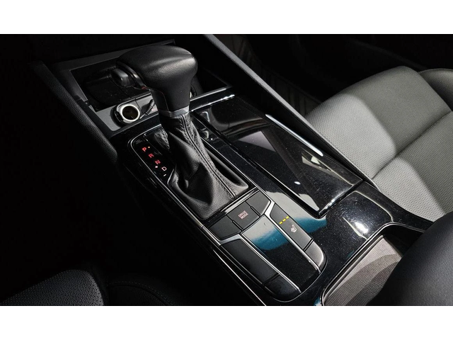 Kia K7 3.0 LPI Deluxe * НАЙ-ДОБРА ЦЕНА В БЪЛГАРИЯ* - автомобили, коли, обяви за нови и употребявани 8