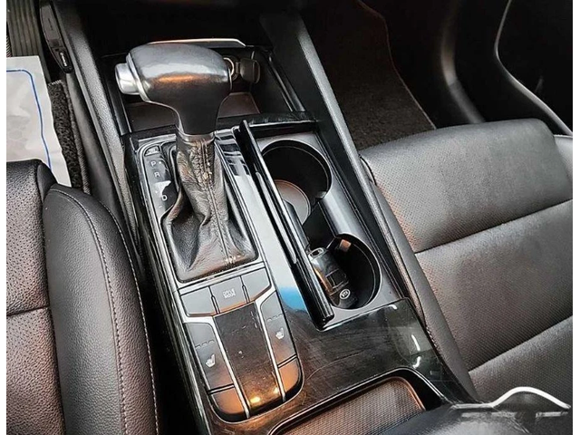 Kia K7 3.0 LPG Deluxe - автомобили, коли, обяви за нови и употребявани 7