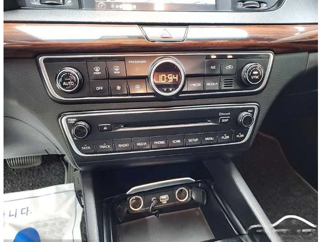 Kia K7 3.0 LPG Deluxe - автомобили, коли, обяви за нови и употребявани 9