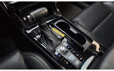 Kia K7 3.0 LPI Prestige - автомобили, коли, обяви за нови и употребявани 8