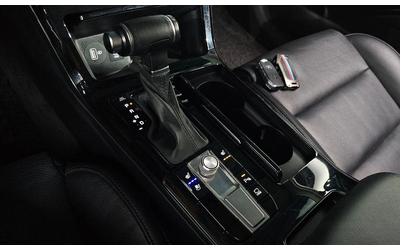 Kia K7 3.0 LPI Standard - автомобили, коли, обяви за нови и употребявани 8