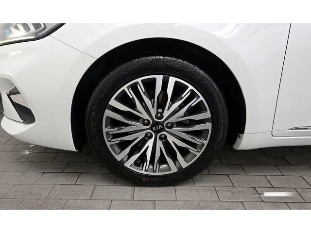 Kia K7 3.0 LPI Trendy - автомобили, коли, обяви за нови и употребявани 4